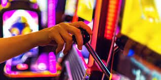 MK999 တိုက်ရိုက်ကာစီနို baccarat live table dealer cards dealing Myanmar